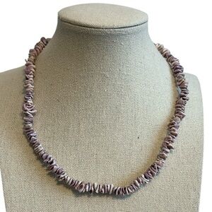 Vintage Shell Chip Choker Necklace Purple and White 16”